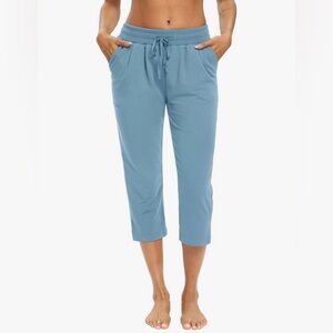 NWT LEXISLOVE Capri Sweatpants, Yoga, Athleisure, Large, Baby Blue